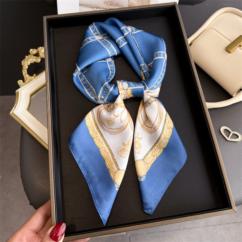 Lenço de Seda Quadrado Azul Cl - Scarf Silk Square avaliação e preço