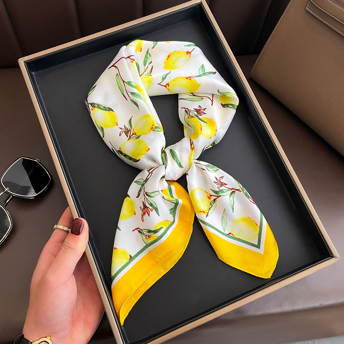 2025 novo lenço de seda quadra - Scarf Silk Square avaliação e preço